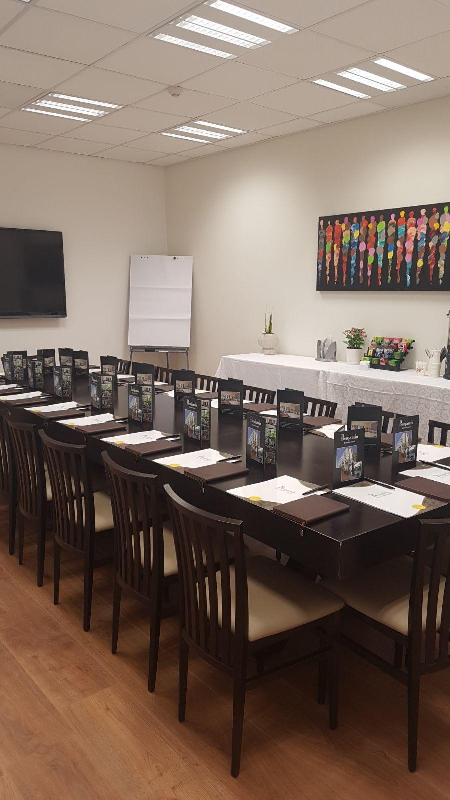 Benjamin Business Hotel Herzelia Esterno foto